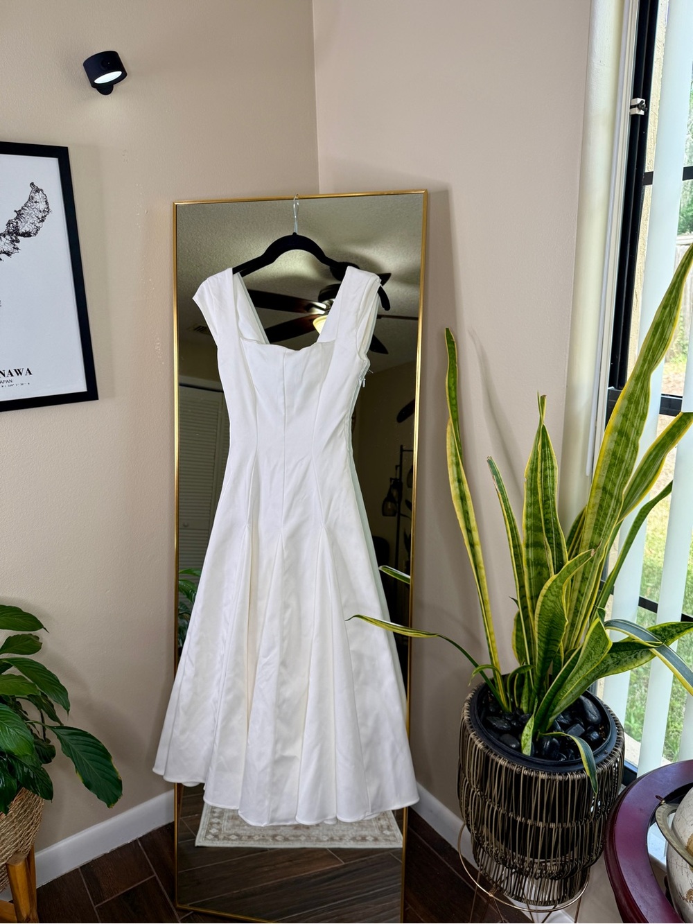 HOUSE OF CB 'Raisa' White Square Neck Twill Midi Dress NWOT - Picture 3 of 5